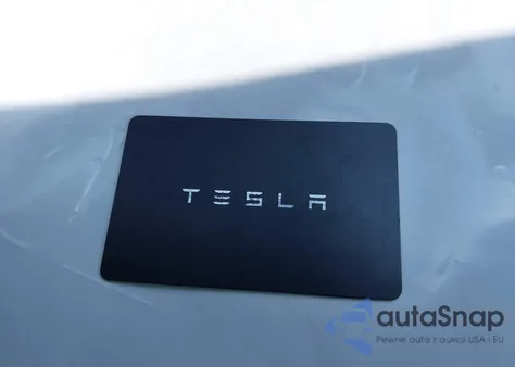 2023 Tesla Model Y Awd/Long Range Dual Motor All-Wheel Drive из США, поврежденный, VIN 7SAYGDEE3PA187644